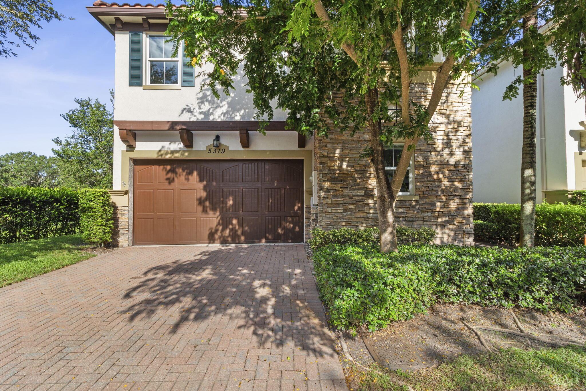 5319 Falcon Trail, Davie, FL 33314, Davie