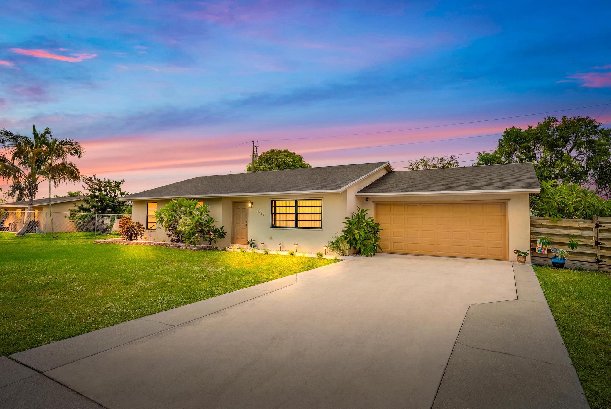 9090 Palladium Place, Lake Worth, FL 33467 - Photo 4