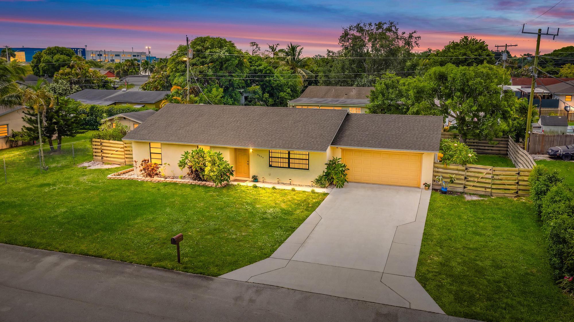 9090 Palladium Place, Lake Worth, FL 33467 - Photo 5