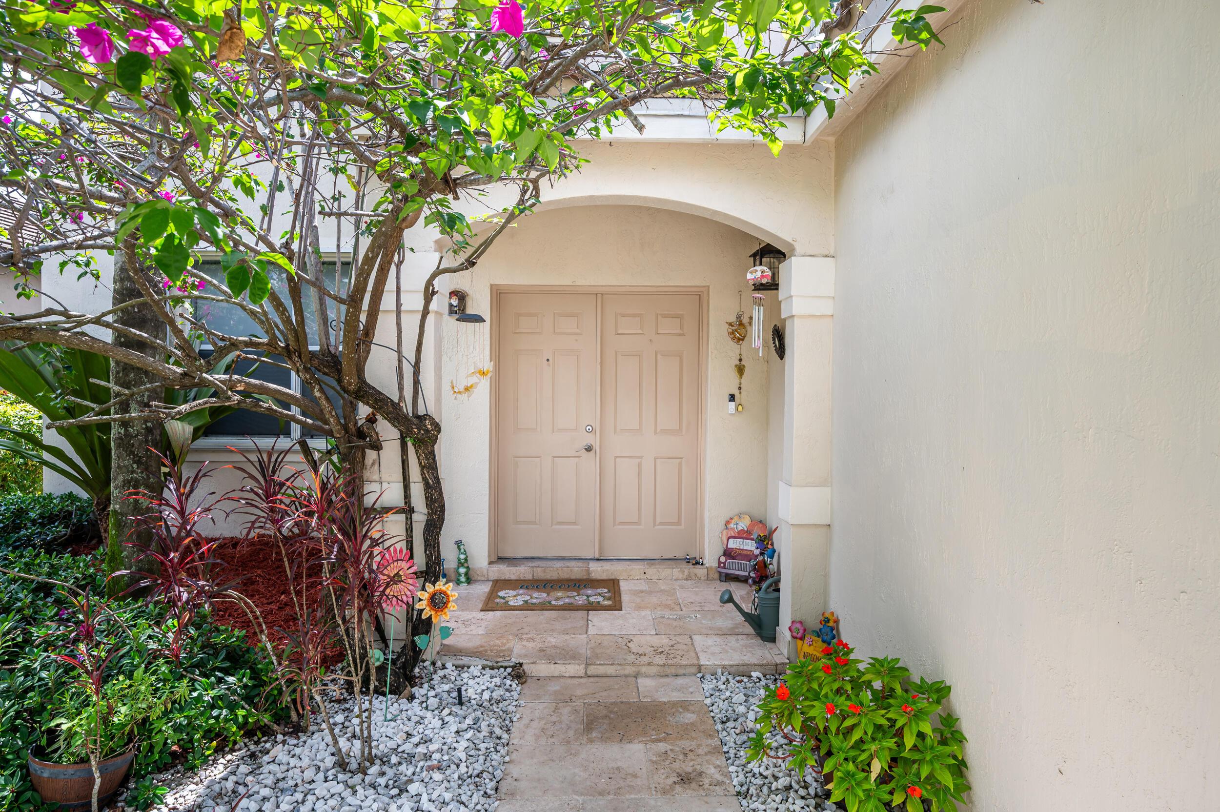 229 E Bayridge Drive, Weston, FL 33326 - Photo 4