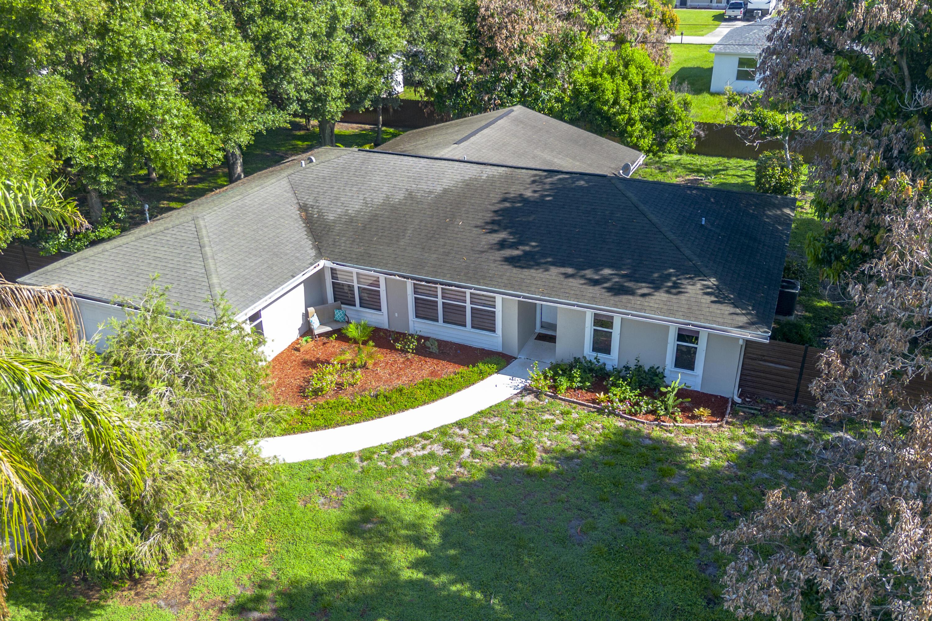 749 SW Mccracken Avenue, Port St. Lucie, FL 34953 - Photo 4