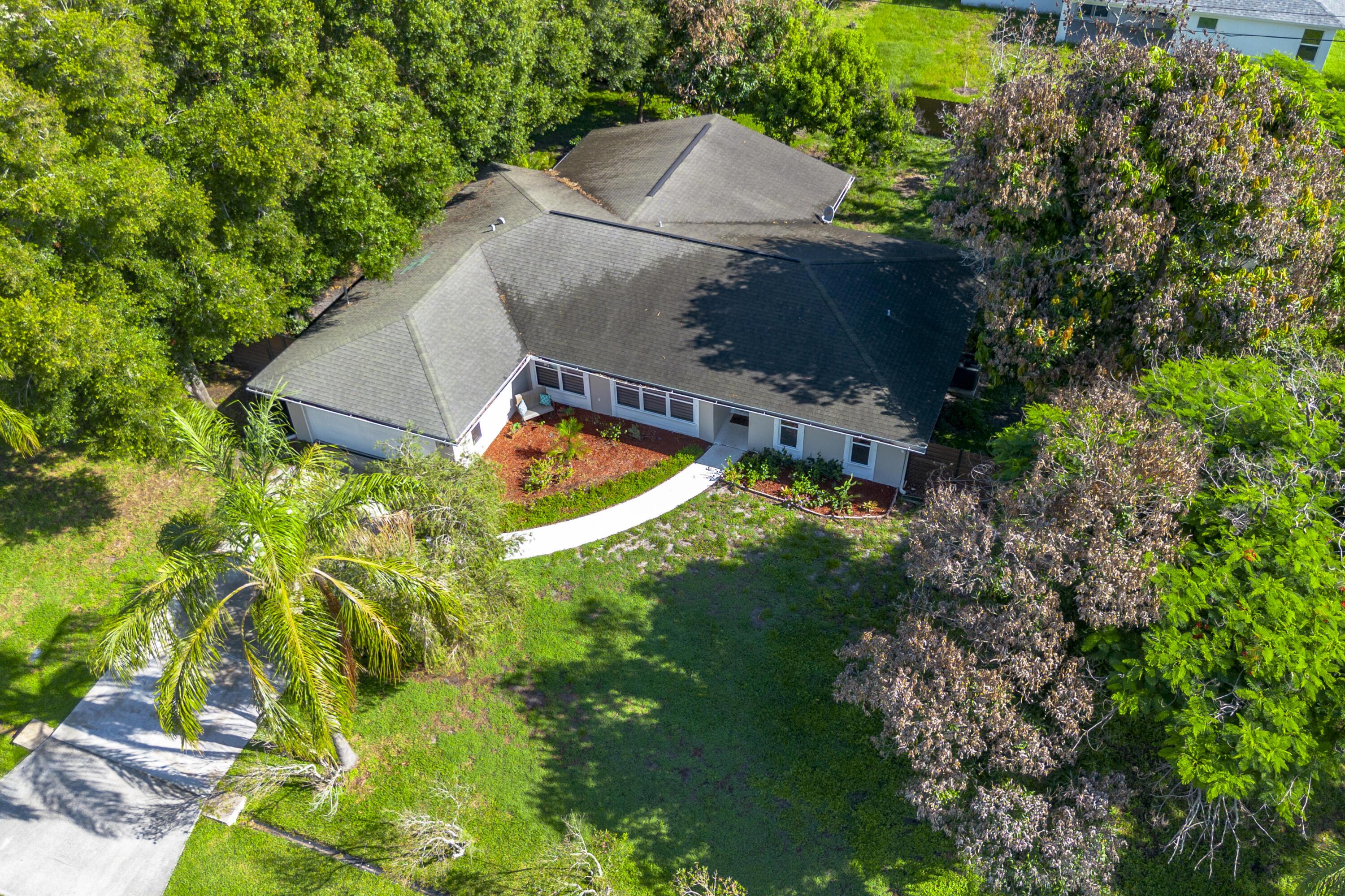 749 SW Mccracken Avenue, Port St. Lucie, FL 34953 - Photo 3