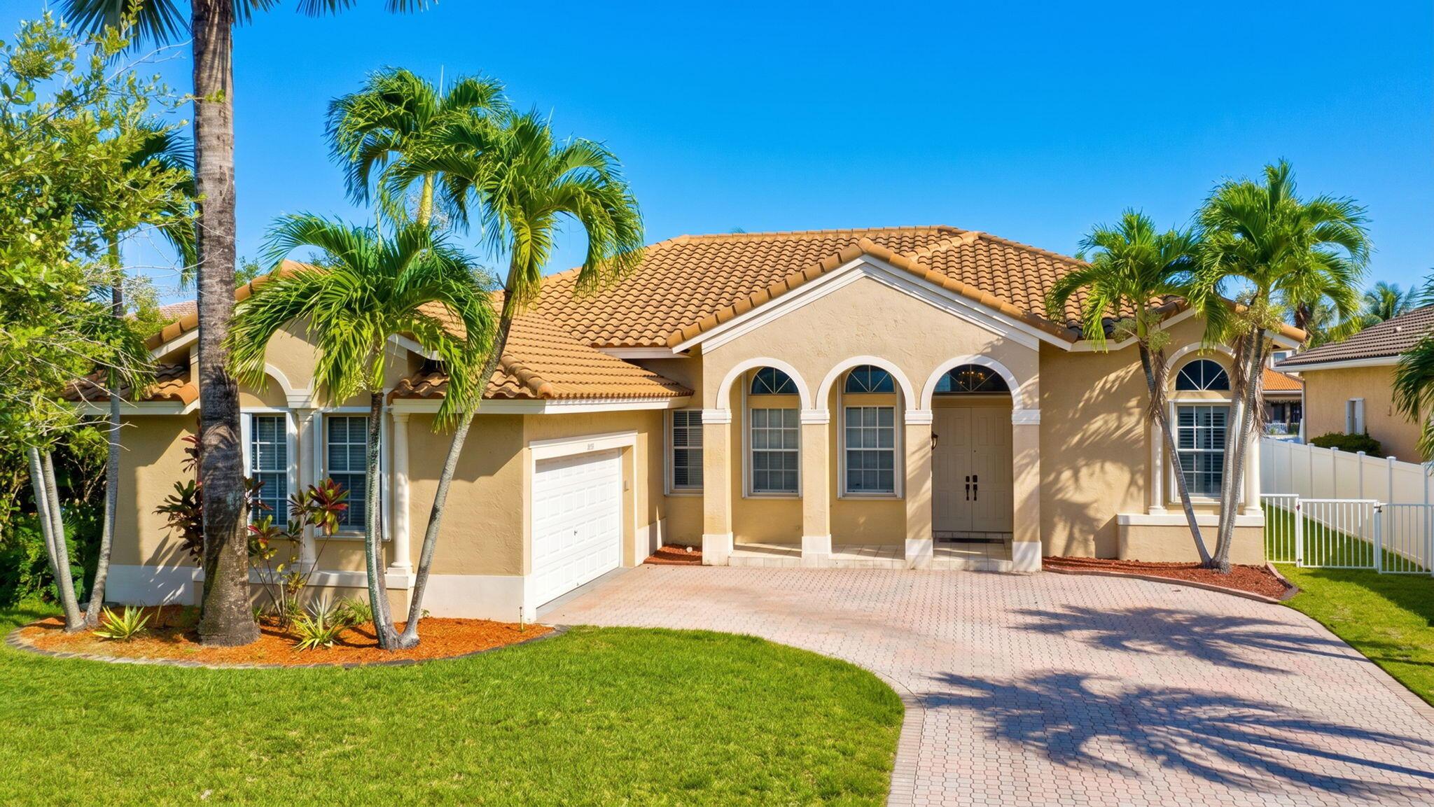 16483 NW 12th Street, Pembroke Pines, FL 33028, Pembroke Pines