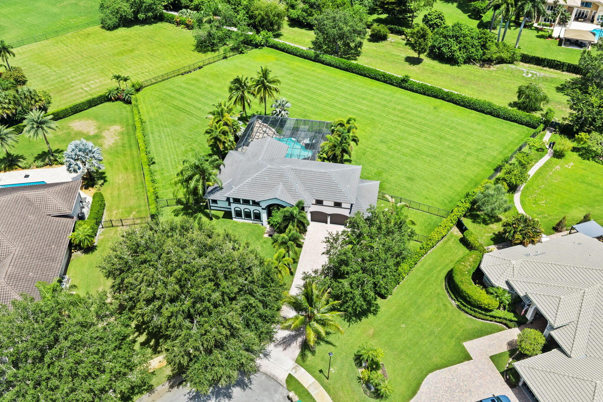 10641 SW 37TH Place, Davie, FL 33328 - Photo 5