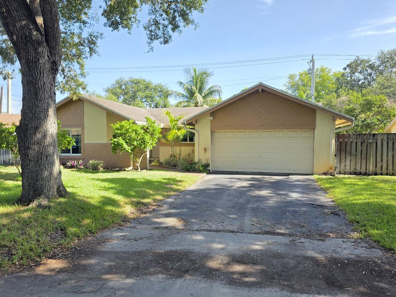 12301 Paseo Way, Cooper City, FL 33026, Cooper City