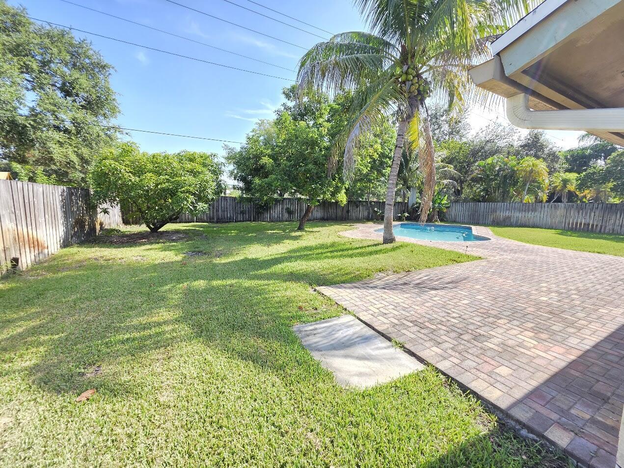 12301 Paseo Way, Cooper City, FL 33026 - Photo 2