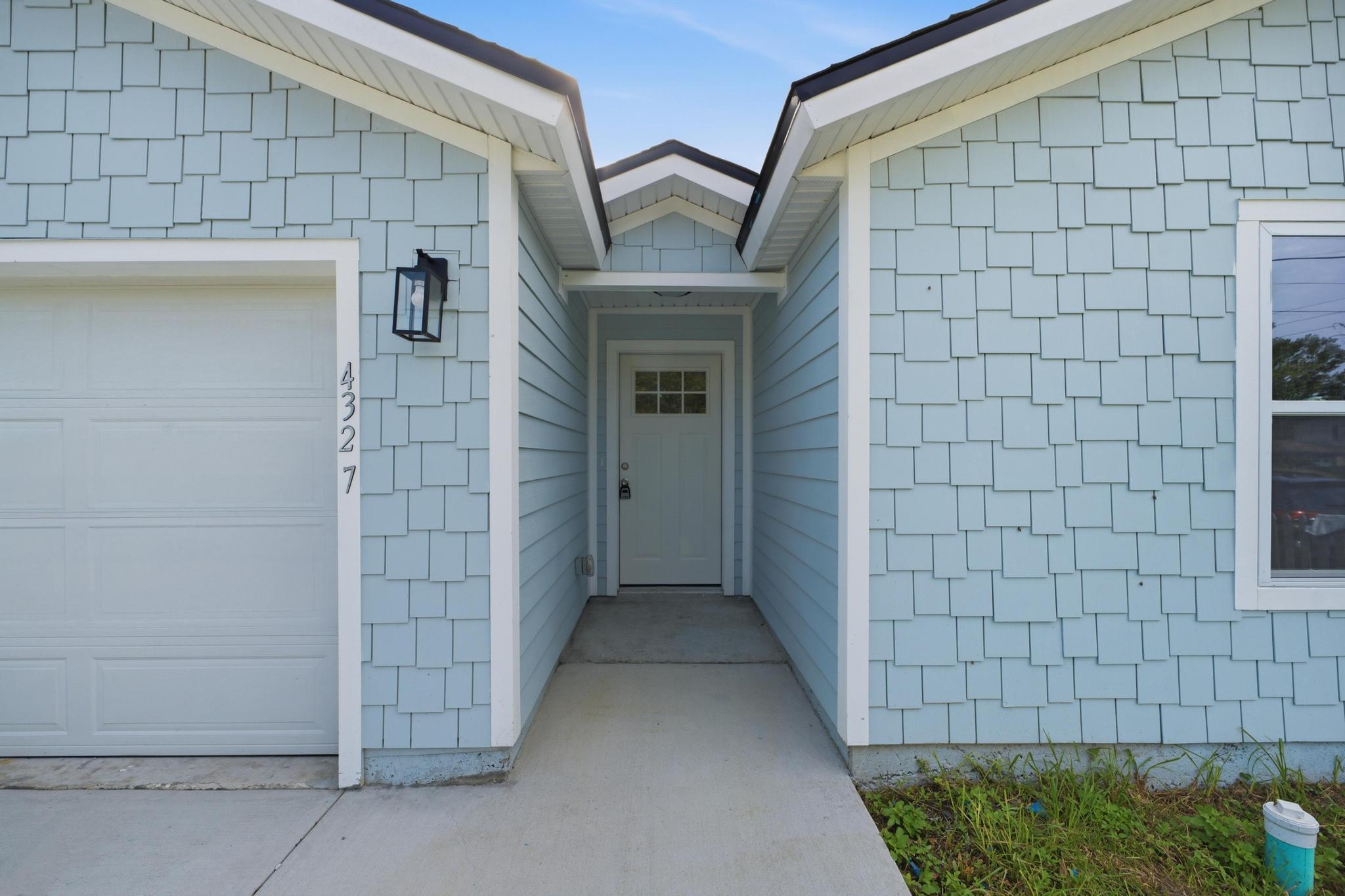 4327 Bessie Circle E, Jacksonville, FL 32209 - Photo 3