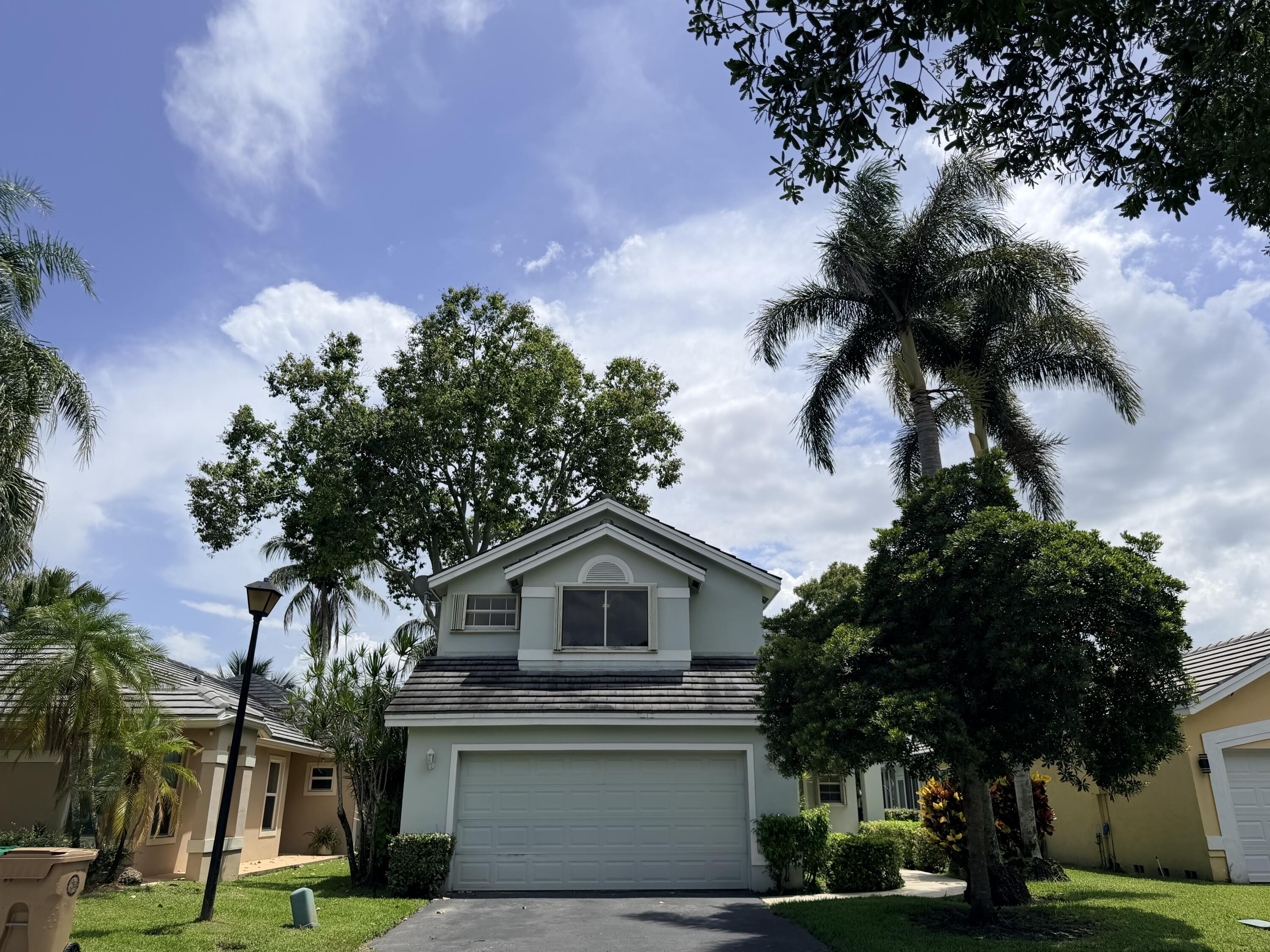 8870 Woodside Court, Davie, FL 33328 - Photo 2