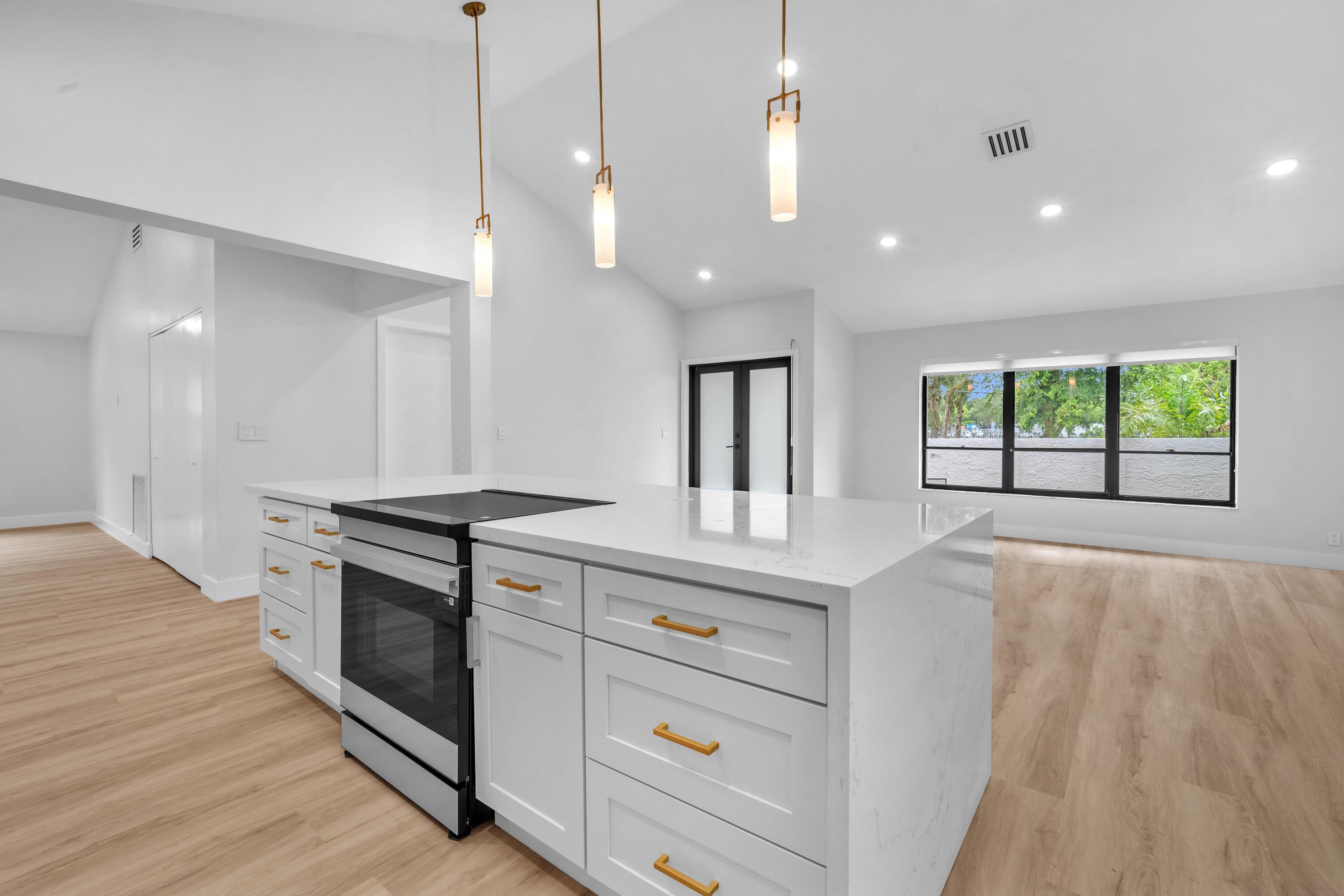 8411 SW 57TH Street, Davie, FL 33328 - Photo 5