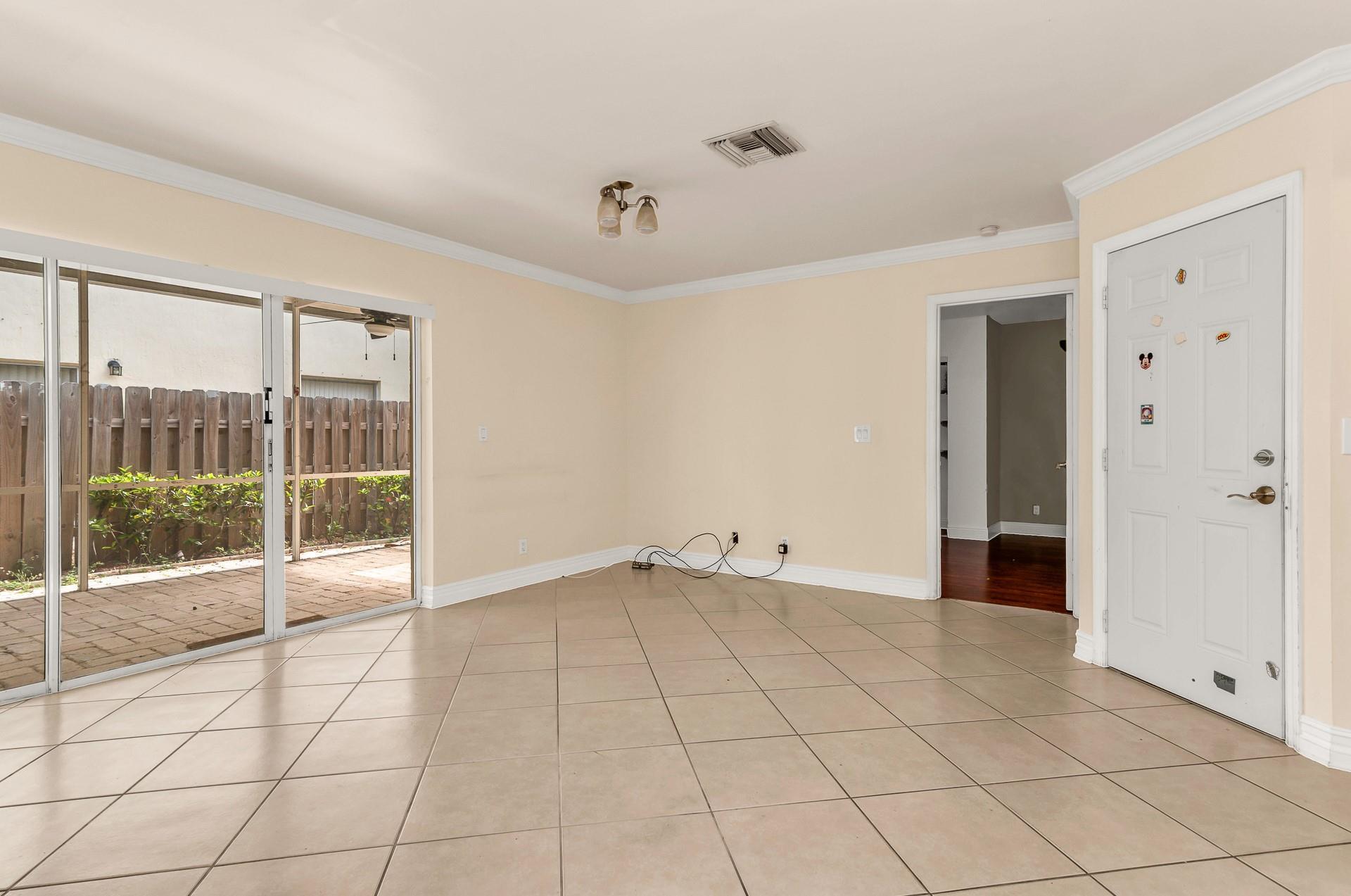 5486 NW 44TH Way, Coconut Creek, FL 33073 - Photo 5