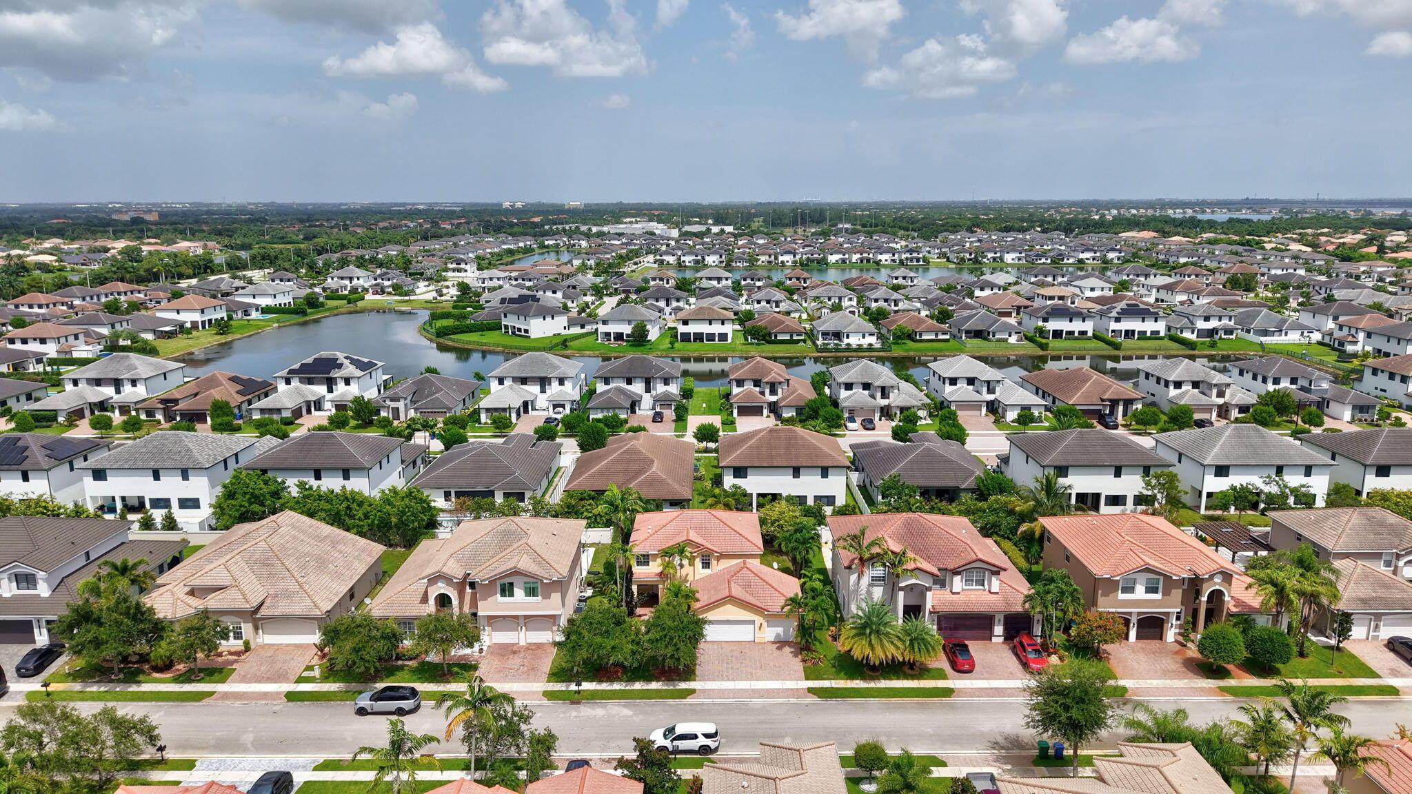 4225 SW 179TH Way, Miramar, FL 33029 - Photo 5