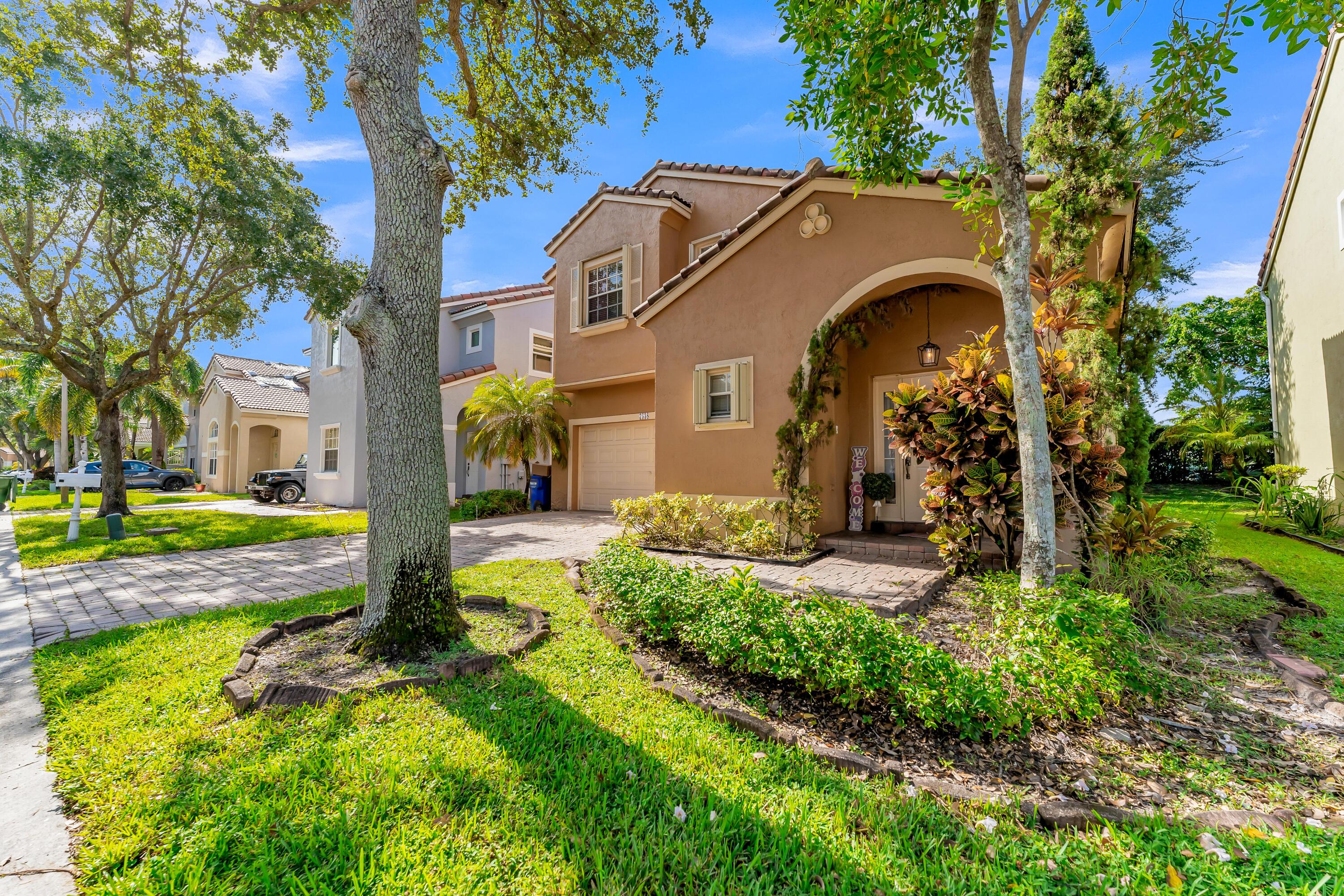 7538 NW 17TH Drive, Pembroke Pines, FL 33024 - Photo 4