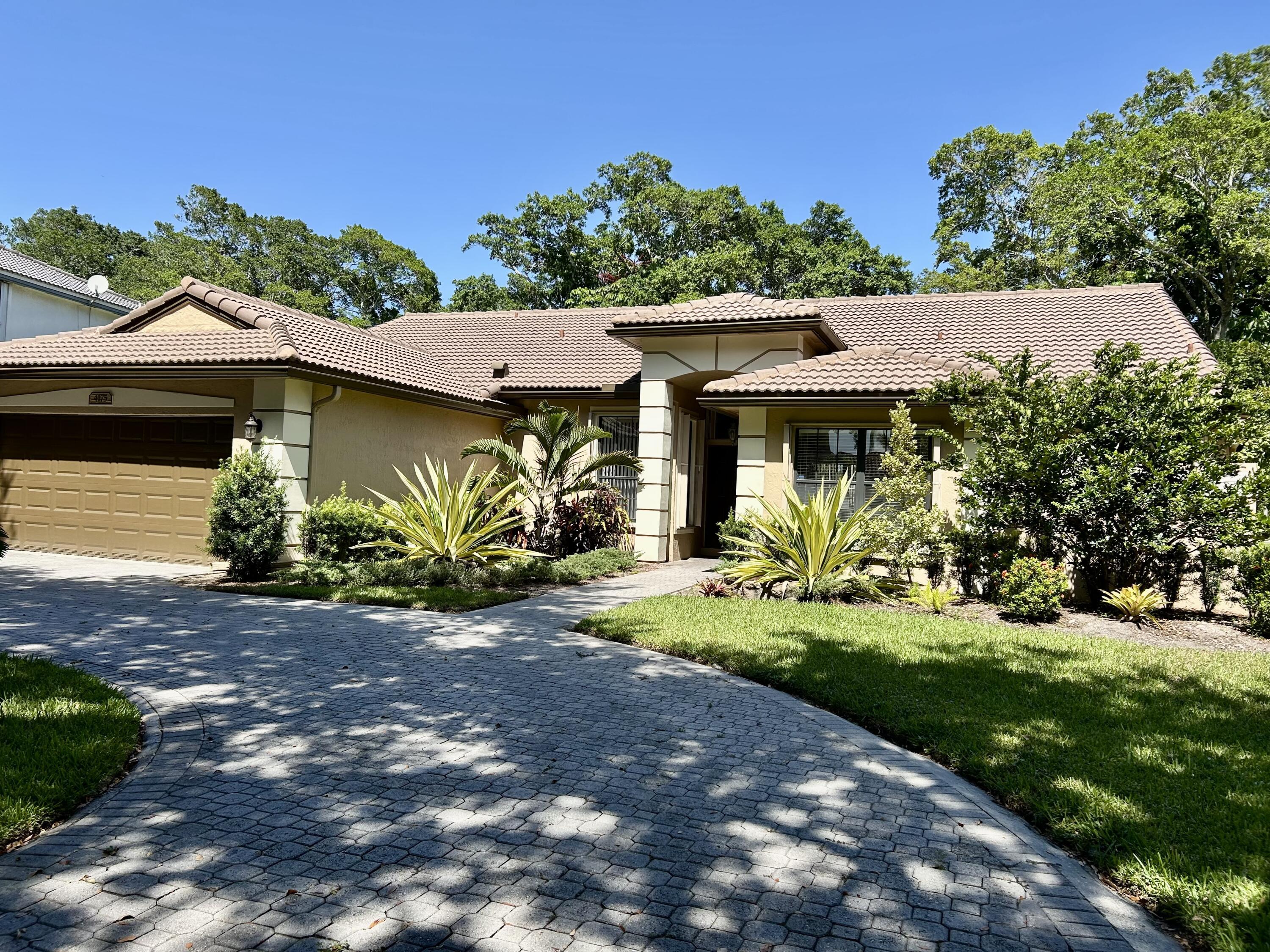4175 AUGUSTA Avenue, Cooper City, FL 33026 - Photo 2