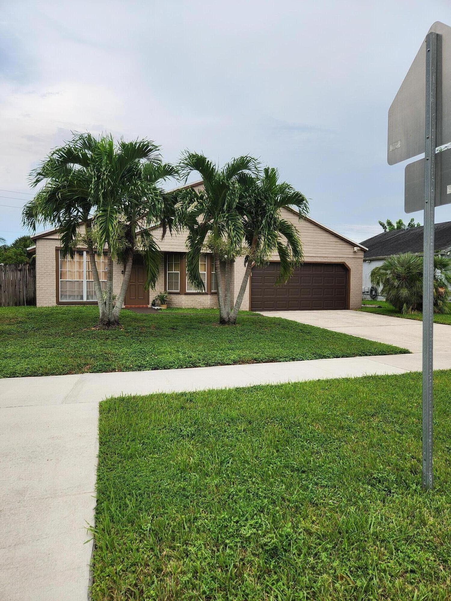 1000 SW 133RD Terrace, Davie, FL 33325 - Photo 2