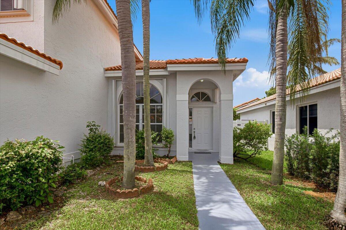 1378 SW 180TH Avenue, Pembroke Pines, FL 33029 - Photo 2