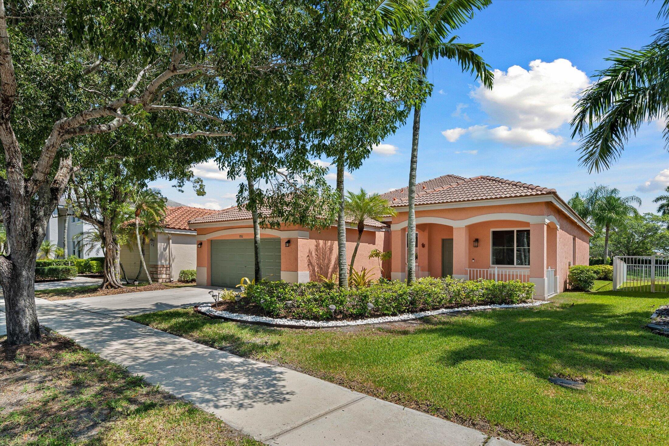 886 SUNFLOWER Circle, Weston, FL 33327 - Photo 3