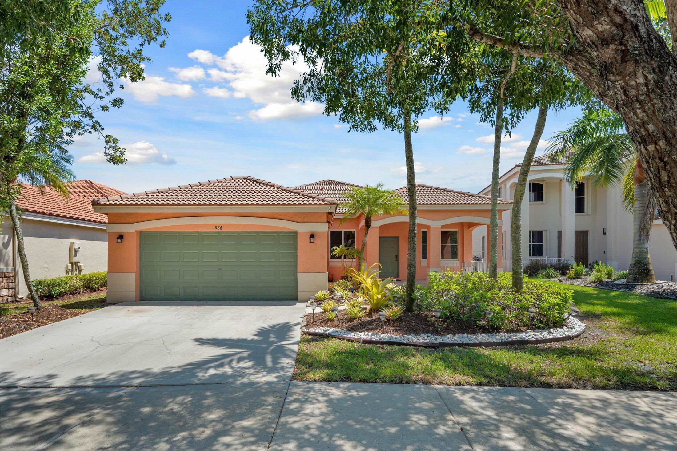886 SUNFLOWER Circle, Weston, FL 33327 - Photo 2