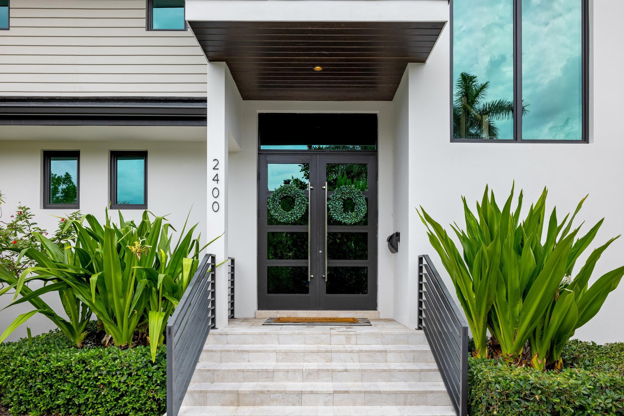 2400 NE 27th Avenue, Fort Lauderdale, FL 33305 - Photo 3