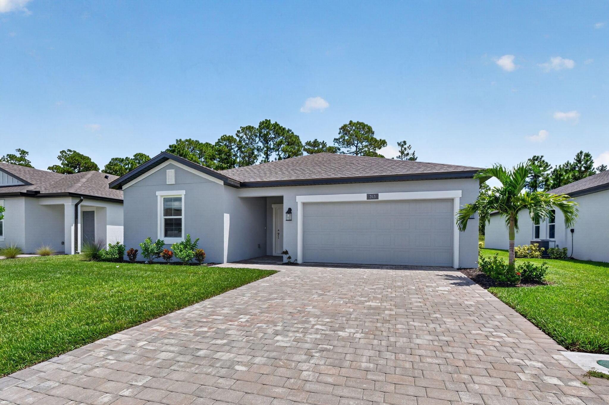 243 LAKESIDE BREEZE Way, Lehigh Acres, FL 33936 - Photo 4