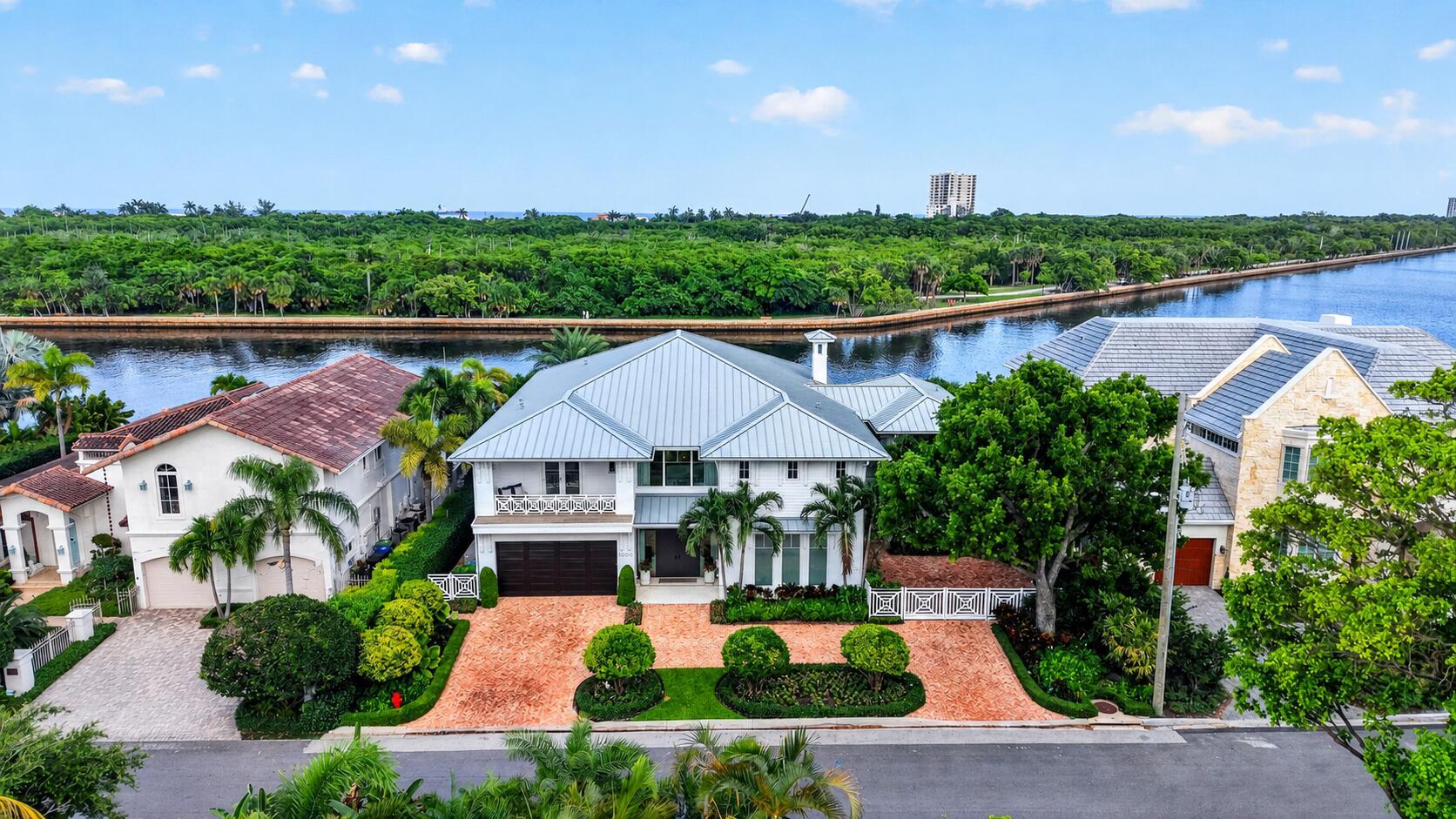 1900 Intracoastal Drive, Fort Lauderdale, FL 33305 - Photo 3