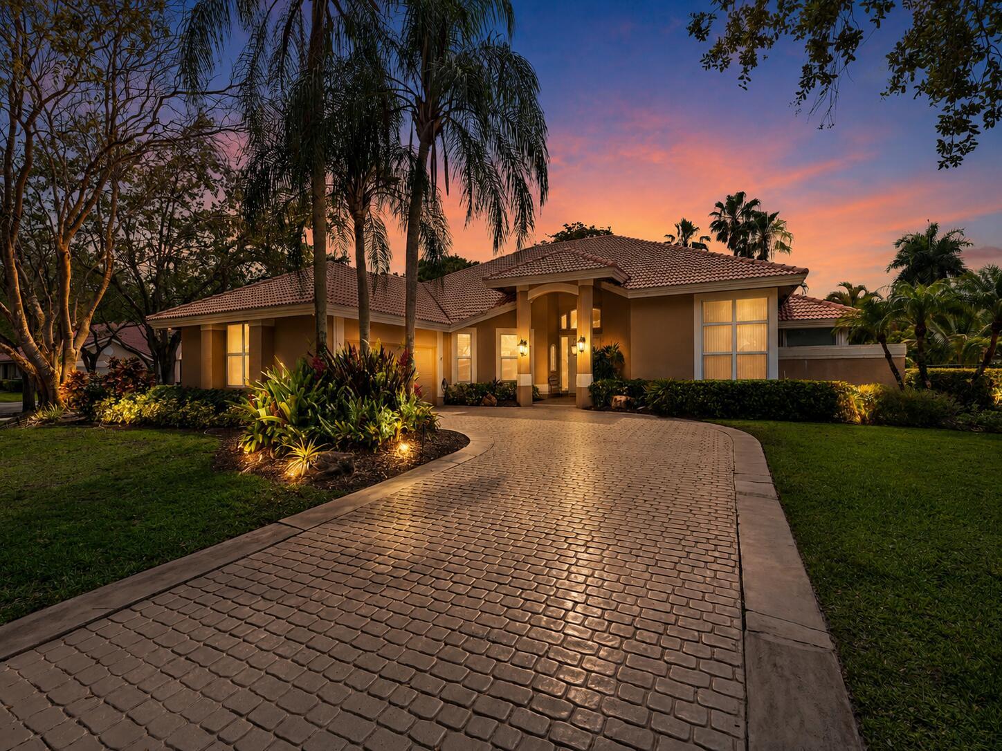1207 Manor Drive S, Weston, FL 33326, Weston