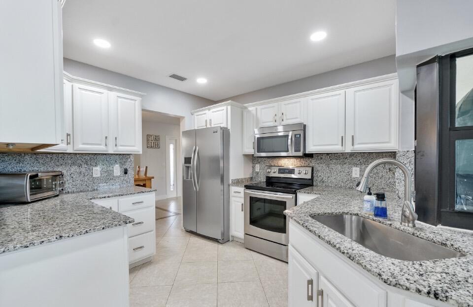711 NW 45TH Avenue, Coconut Creek, FL 33066 - Photo 5