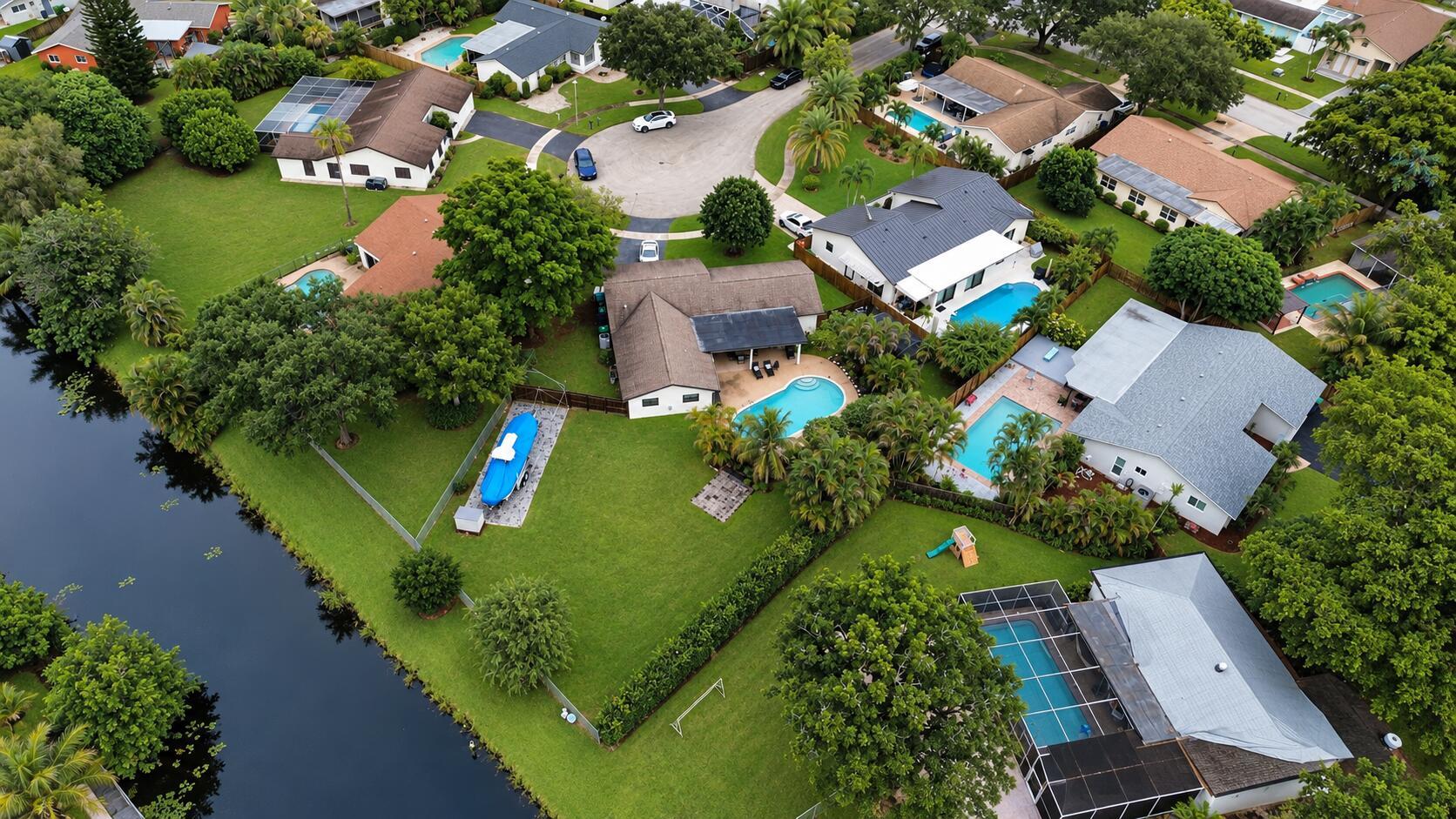 8764 SW 51st Court, Cooper City, FL 33328 - Photo 4