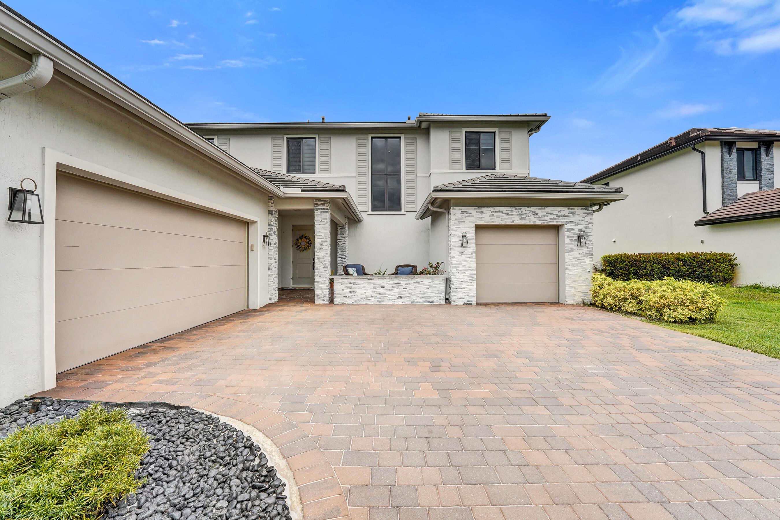 13025 ADDILYN Court, Davie, FL 33325 - Photo 2