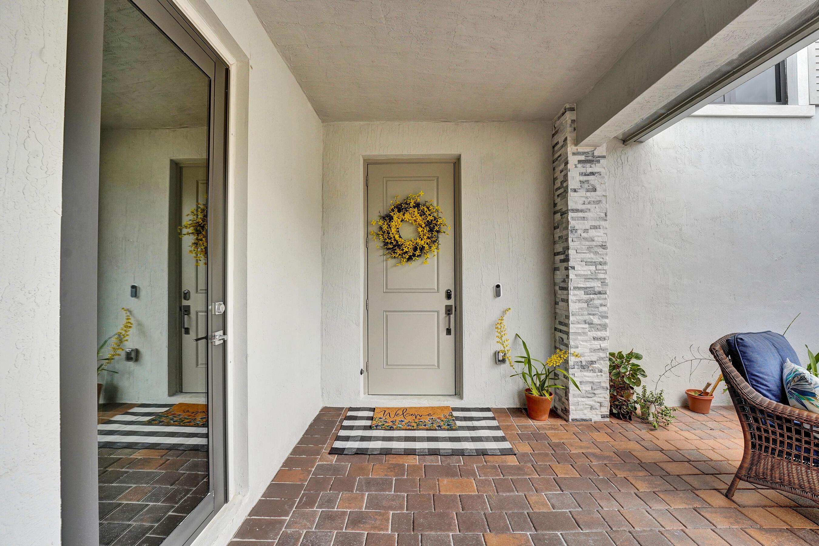 13025 ADDILYN Court, Davie, FL 33325 - Photo 4