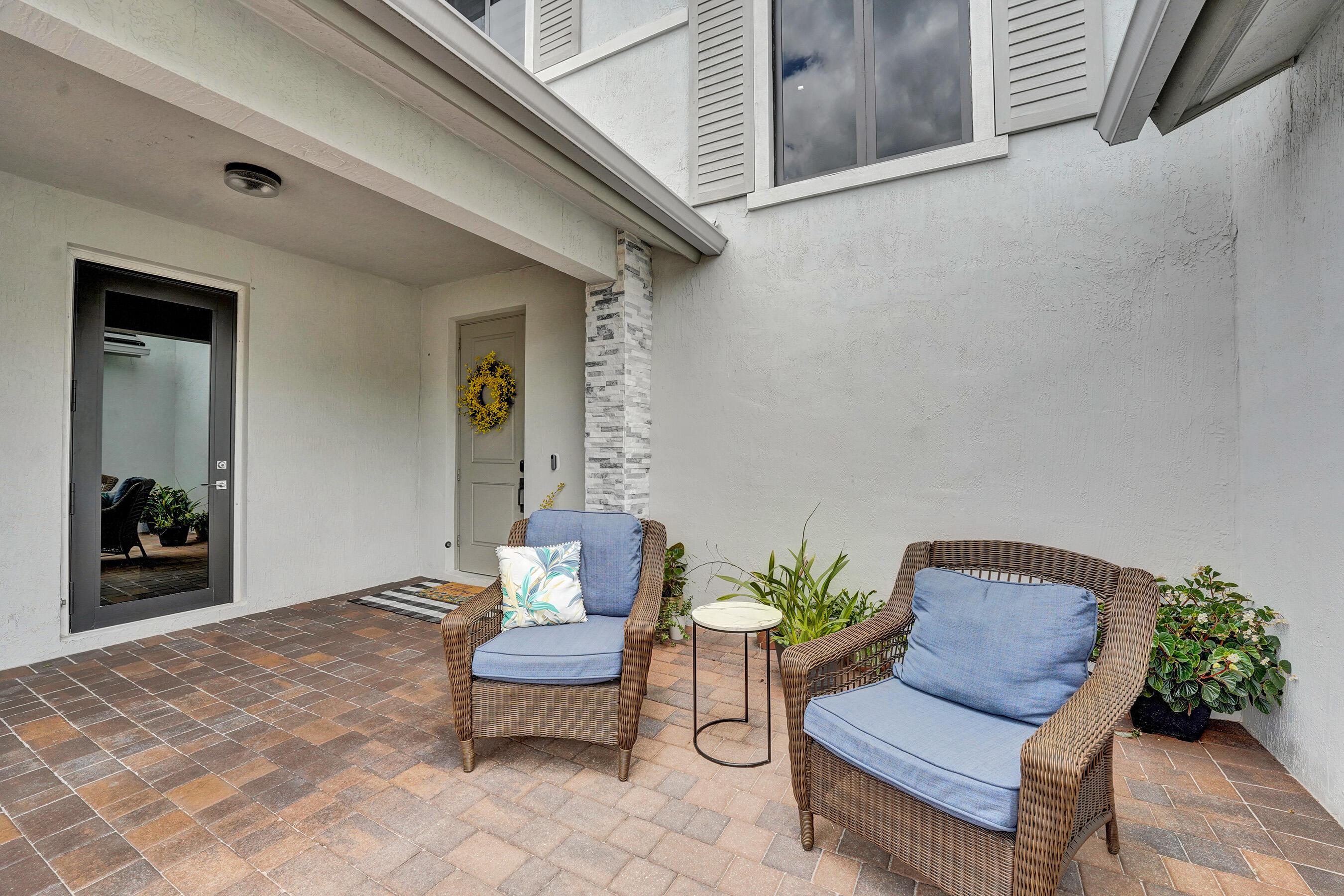 13025 ADDILYN Court, Davie, FL 33325 - Photo 3
