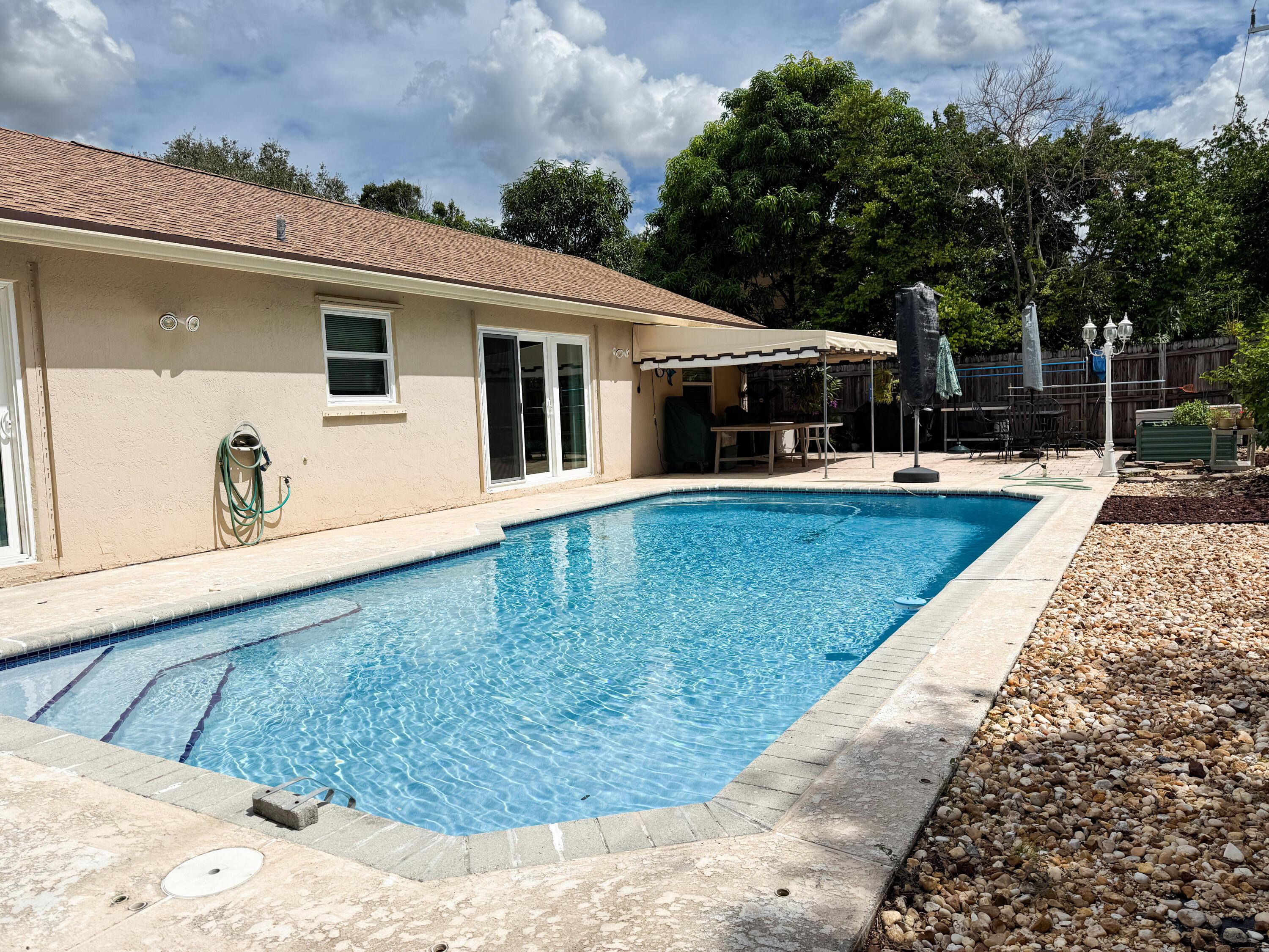 4786 NW 14th Street, Coconut Creek, FL 33063 - Photo 2