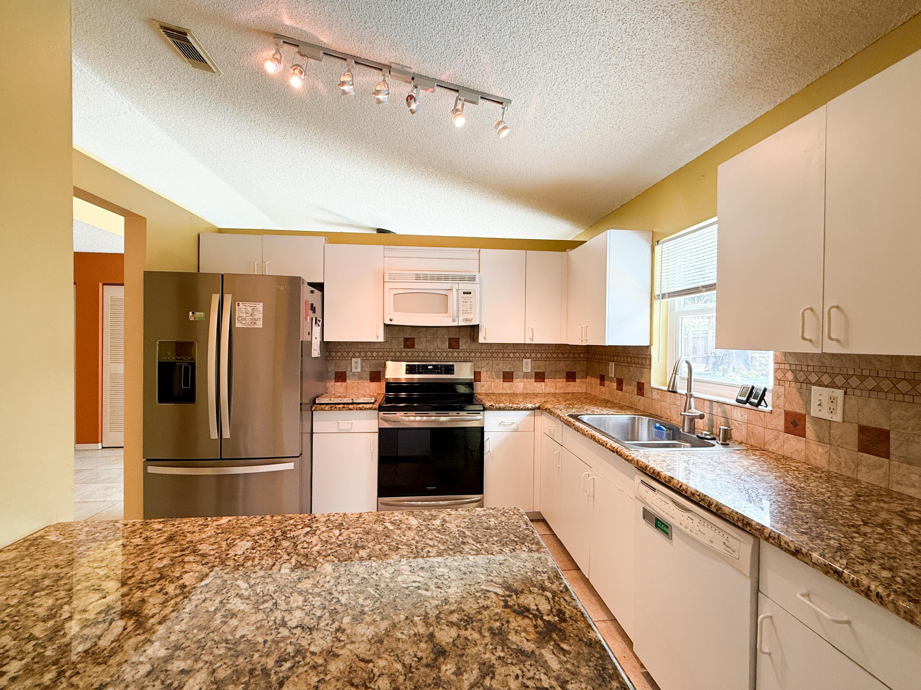 4786 NW 14th Street, Coconut Creek, FL 33063 - Photo 3