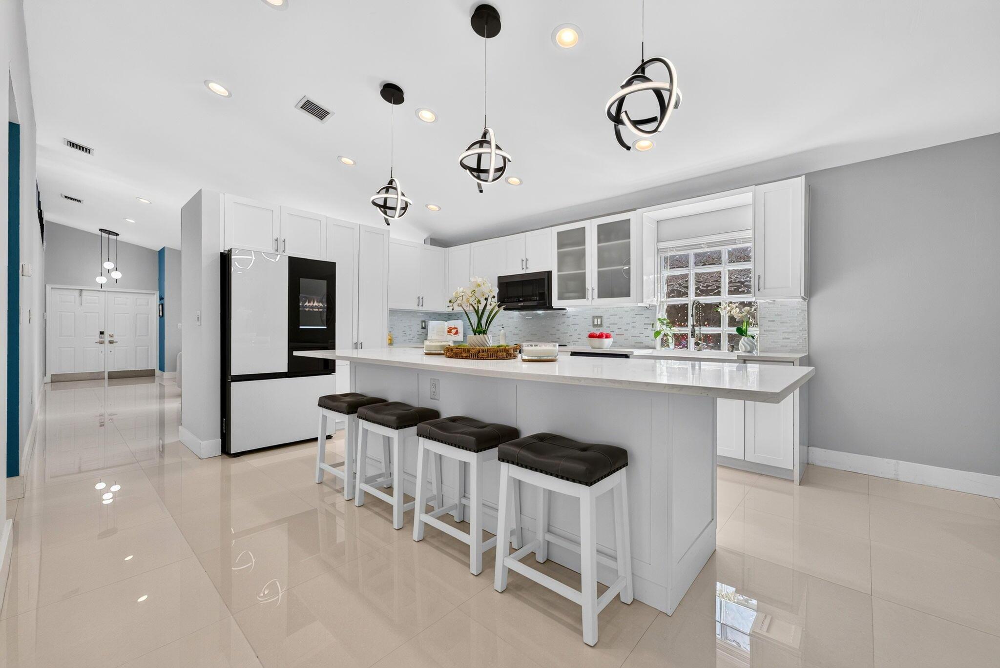 20564 SW 5TH Street, Pembroke Pines, FL 33029, Pembroke Pines