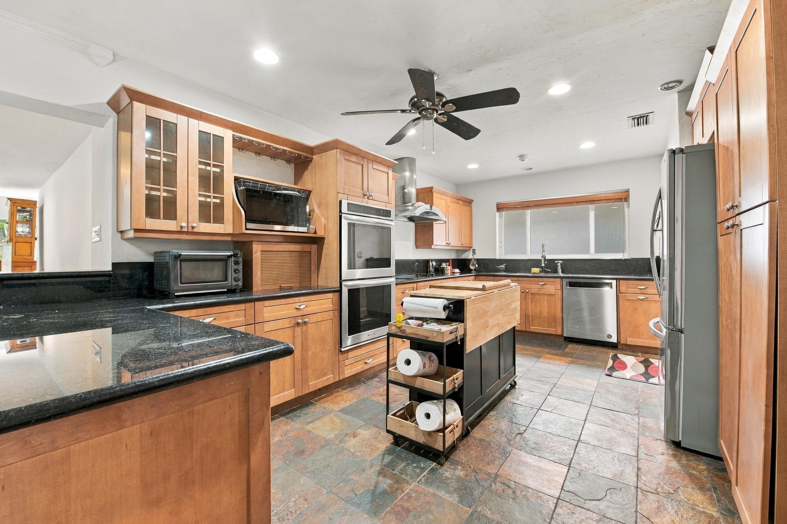 1818 NE 20th Street, Fort Lauderdale, FL 33305 - Photo 3