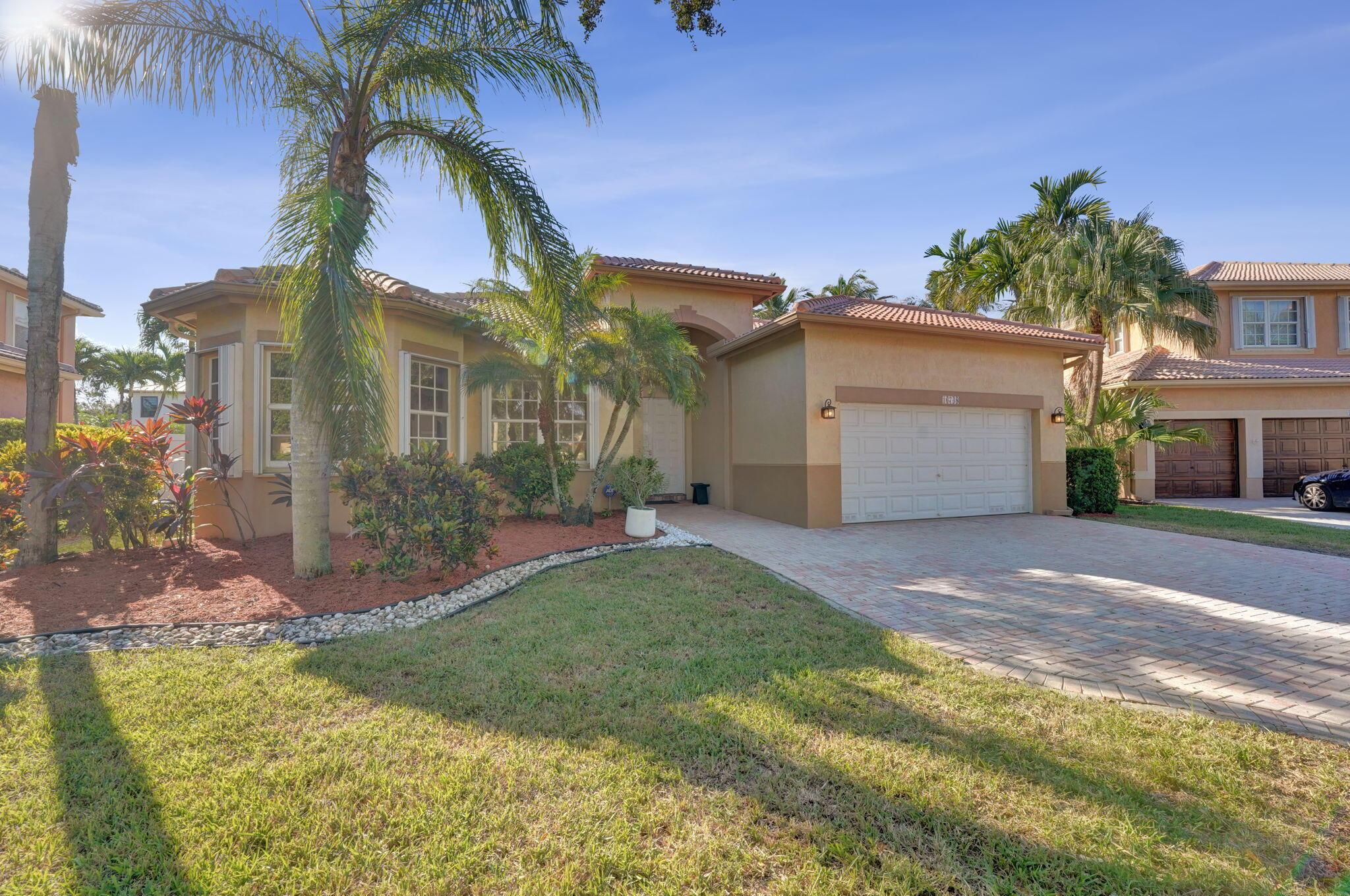 16748 NW 15TH Street, Pembroke Pines, FL 33028 - Photo 2
