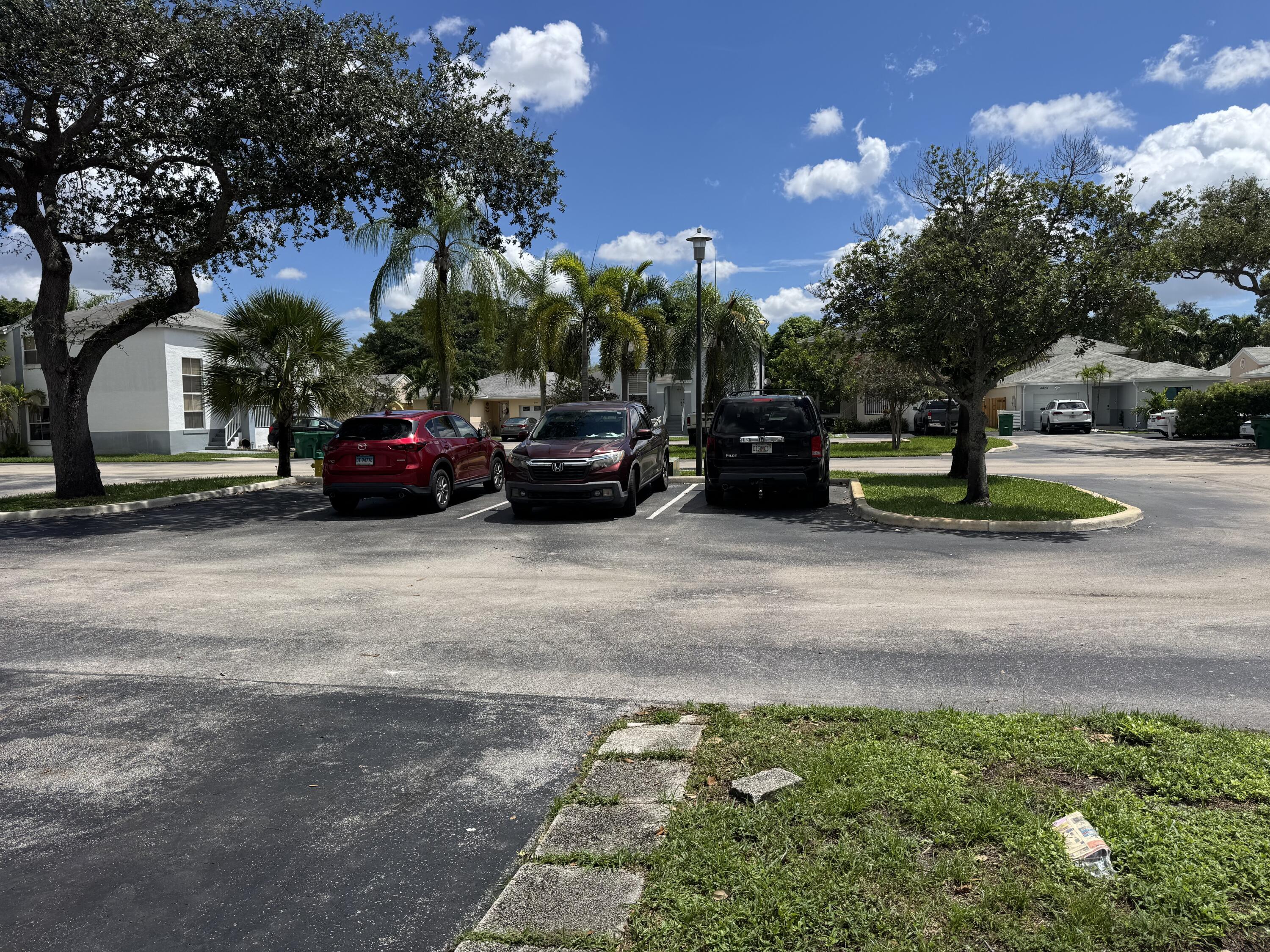 4421 SW 72nd Terrace, Davie, FL 33314 - Photo 3