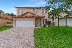6127 NW 41st Drive, Coral Springs, FL 33067 - Photo 2