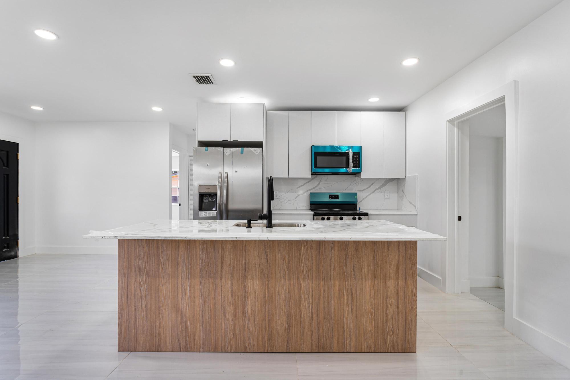 5510 SW 2nd Street, Miami, FL 33134 - Photo 4